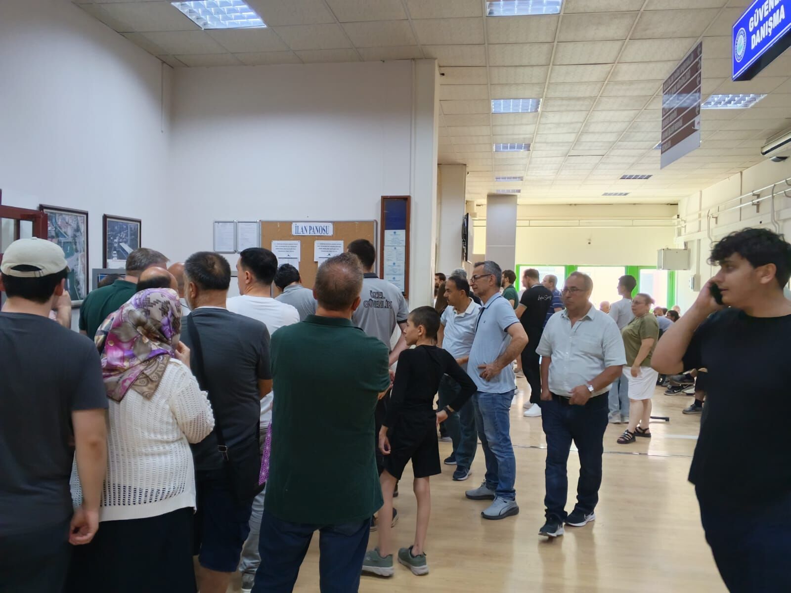 ESKİ’de sistem arızası vatandaşı çileden çıkardı: Saatlerce kuyrukta beklediler