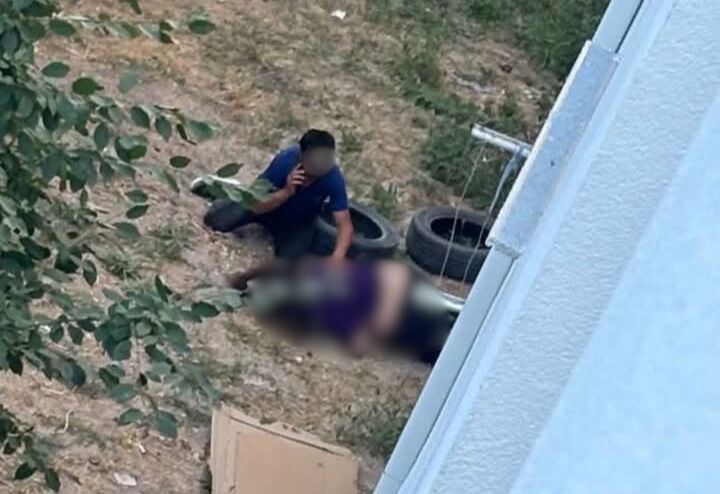 Eskişehir'de genç kız 3'üncü kattan düştü: Durumu kritik!