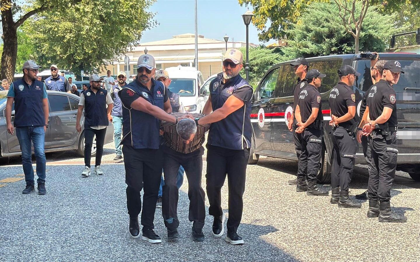 Eskişehir’de sabah operasyonu! FETÖ soruşturmasında 5 şüpheli yakalandı