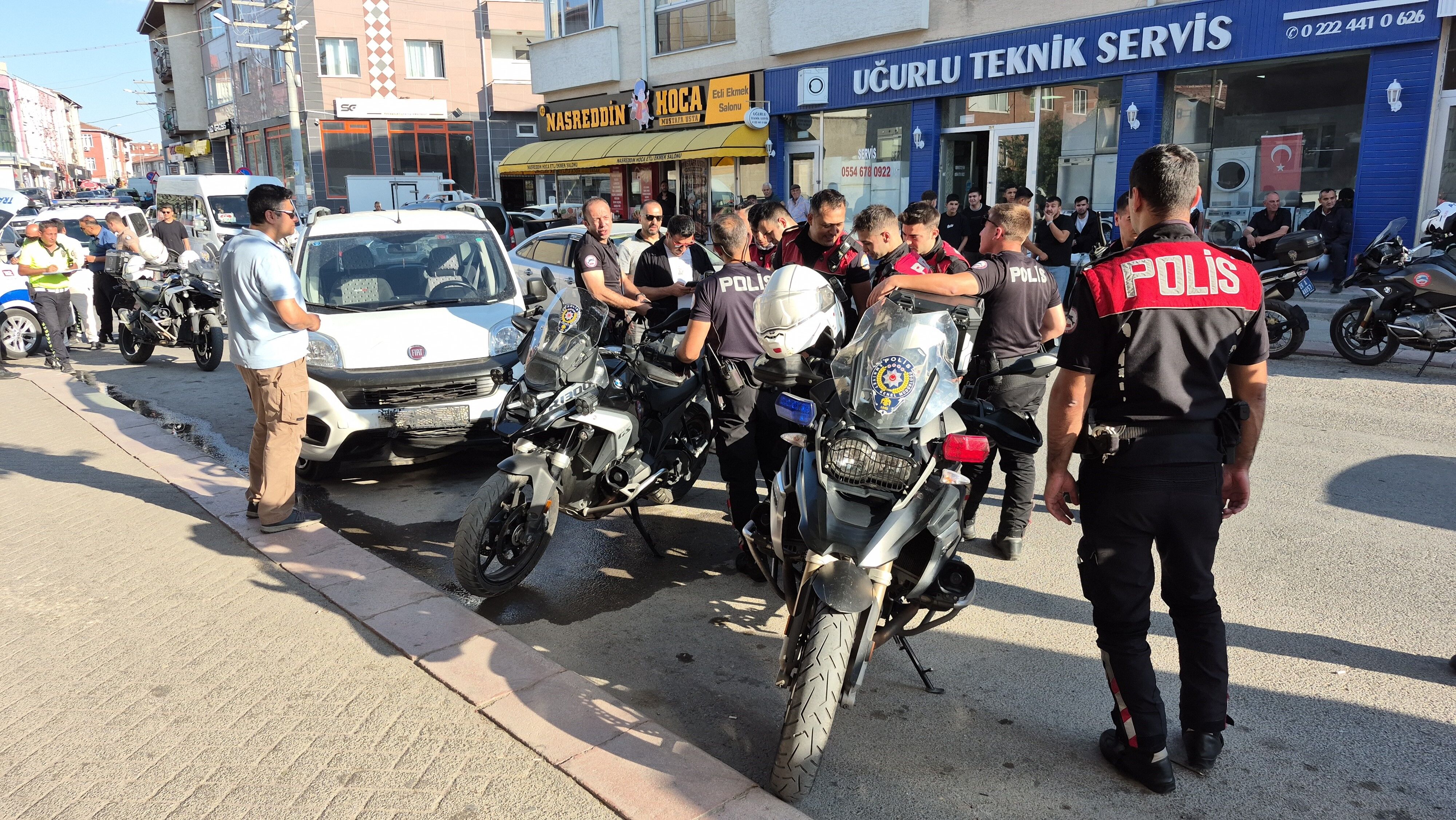 Eskişehir’de yunus polisi kazada yaralandı