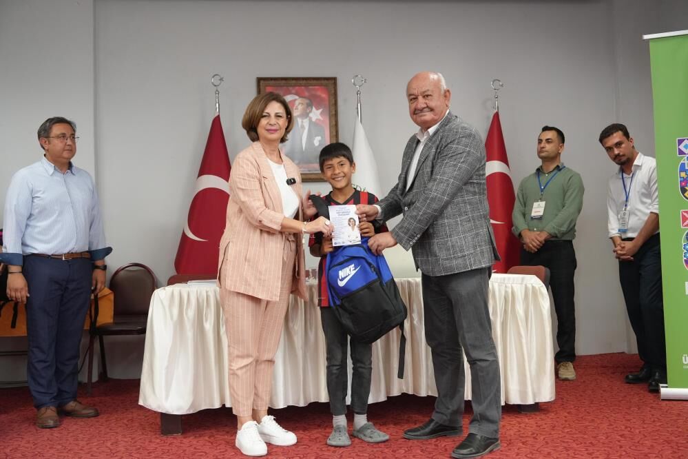 Eskişehir’de bin 800’den fazla öğrencinin yüzünü güldüren destek