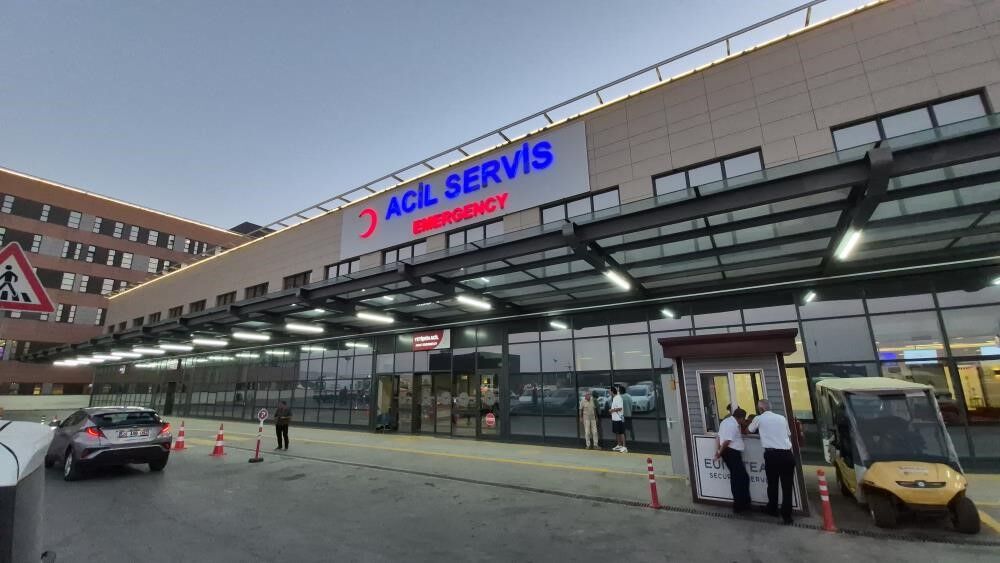 Eskişehir'de kapıyı itfaiye açtı, yaşlı çift bu halde bulundu!