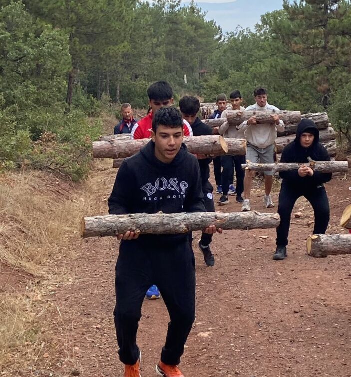 Doğada zorlu antrenman