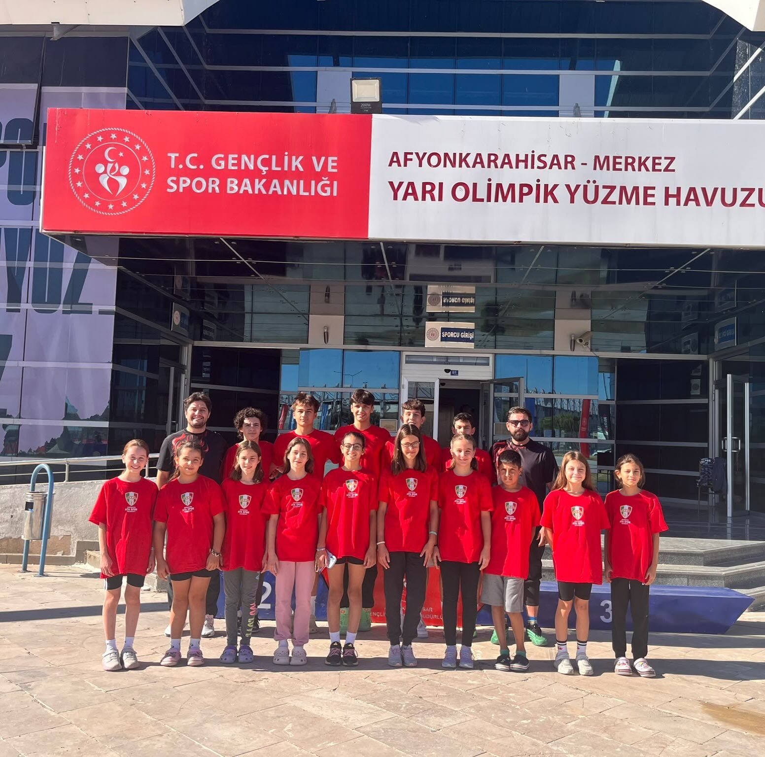 Eskişehirli yüzücüler Bölge Finallerine damga vurdu