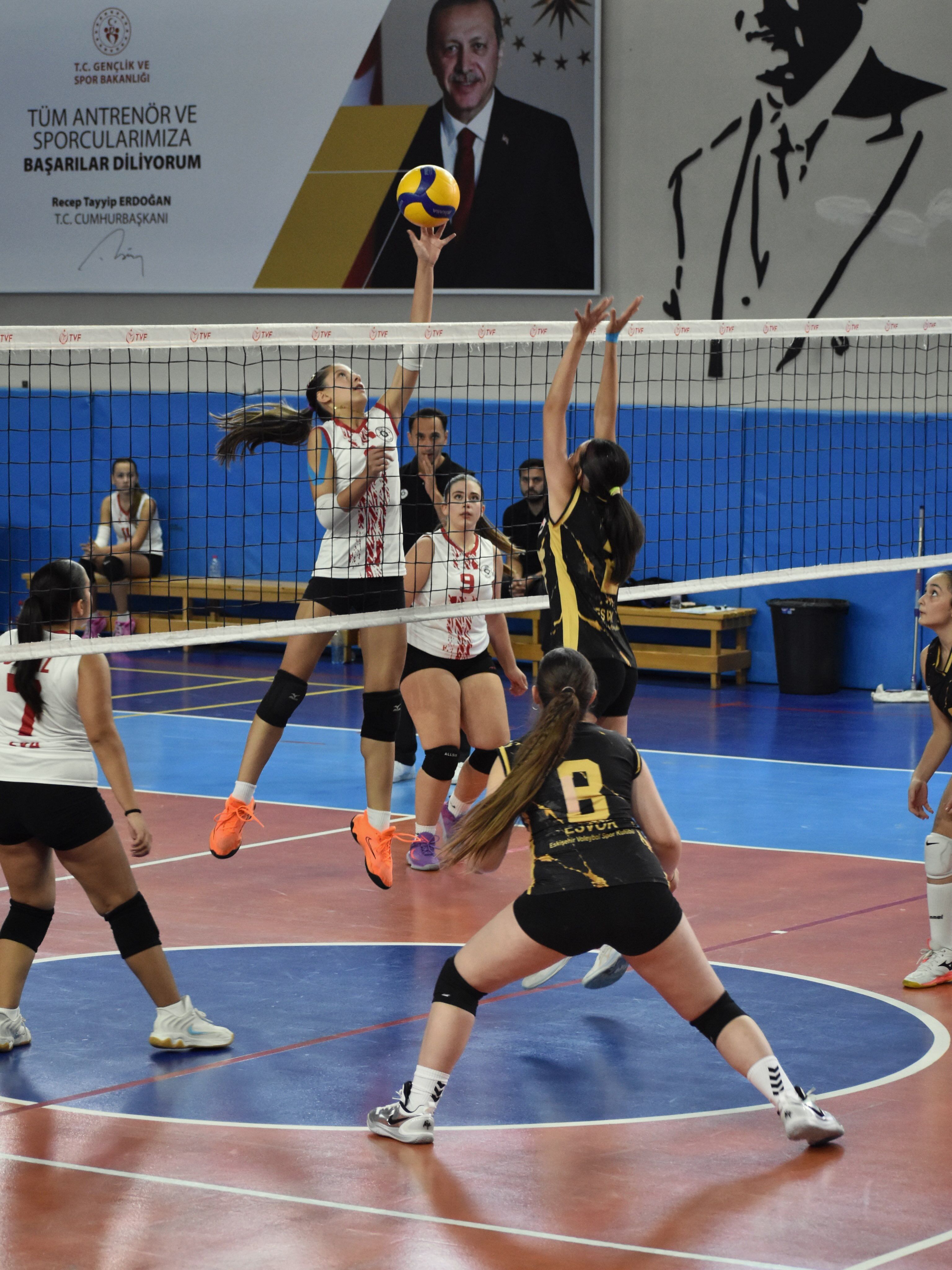 EVA’dan müthiş geri dönüş!