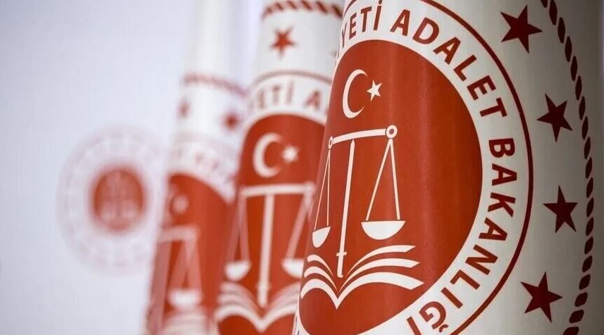 Adalet Bakanlığında 15 bin personel için düğmeye basıldı