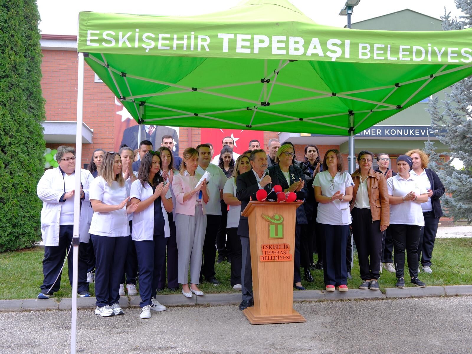 Tepebaşı’nda Alzheimer Konukevleri 7’ye çıktı: Yeni merkez kapılarını açtı