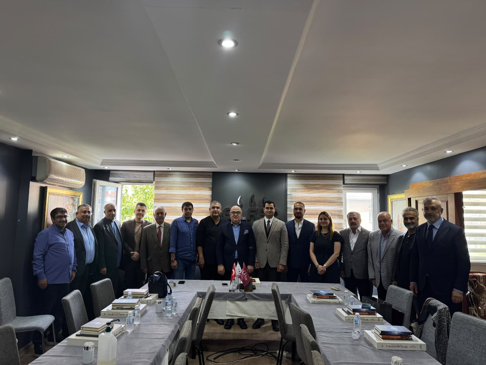 Eskişehir Elazığlılar Derneği’nden federasyona anlamlı ziyaret