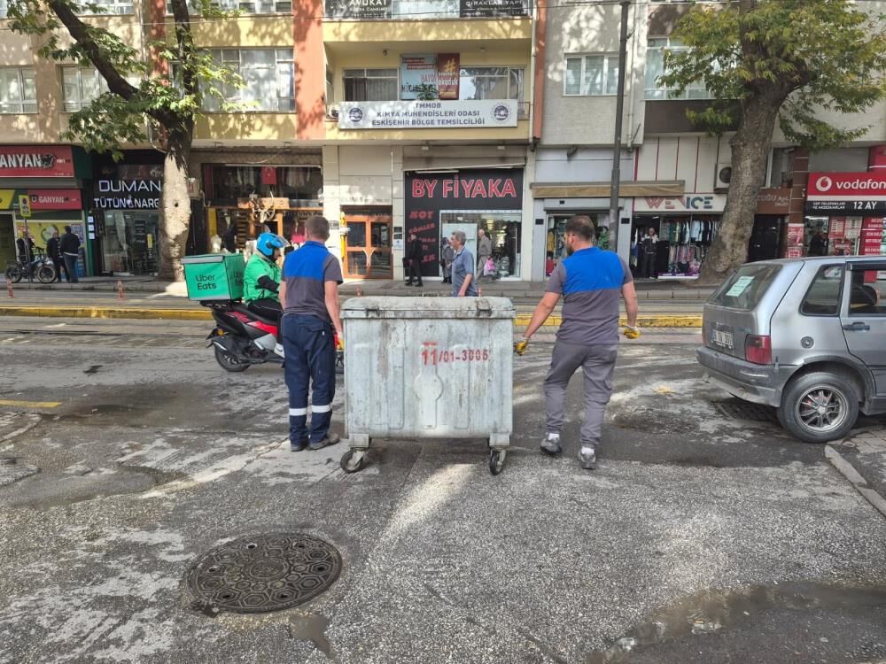 Eskişehir’de patlayan çöp konteynerinde bu kez yangın çıktı!