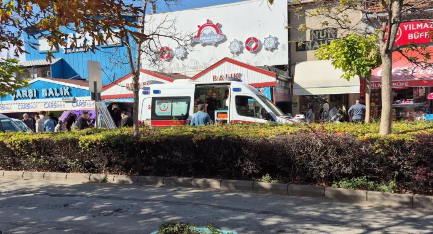 Eskişehir’de baba-oğul kavgası kanlı bitti: 3 yaralı!