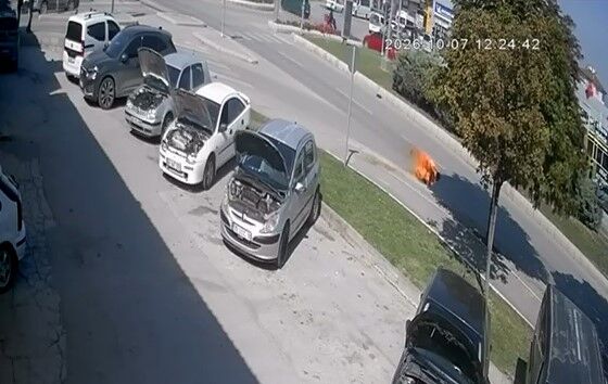 Eskişehir'de korkunç olay: Kendini ateşe verdi!
