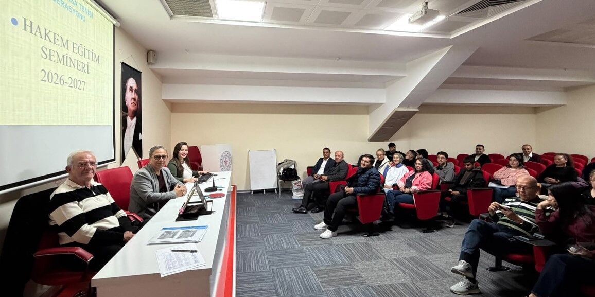 Masa tenisi hakemleri eğitimden geçti