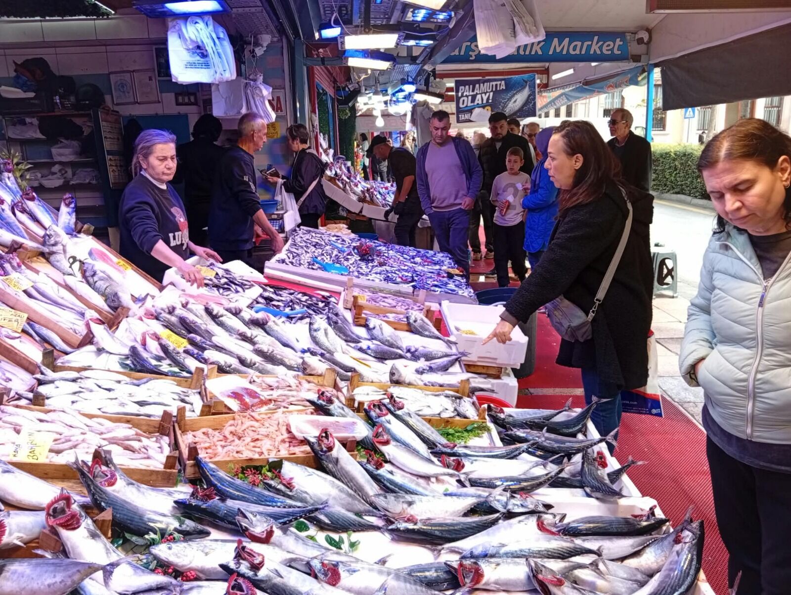 Eskişehir’de fiyatı düştü, tezgahlarda hareketlilik arttı