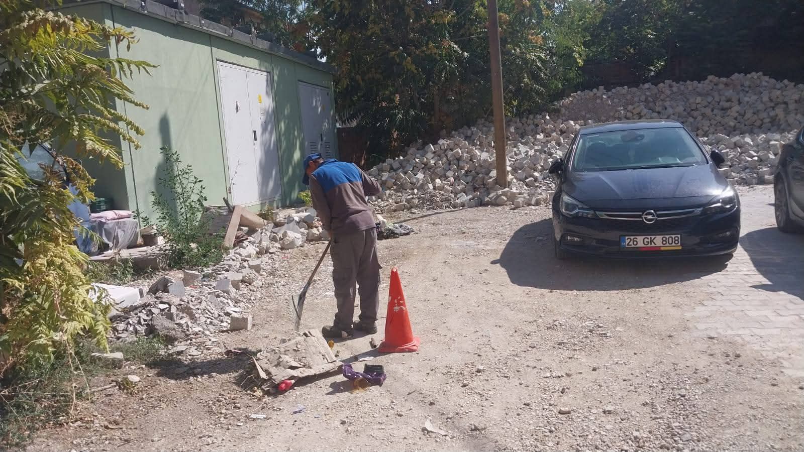 Karapınar’da çevre kirliliğine karşı temizlik mesaisi