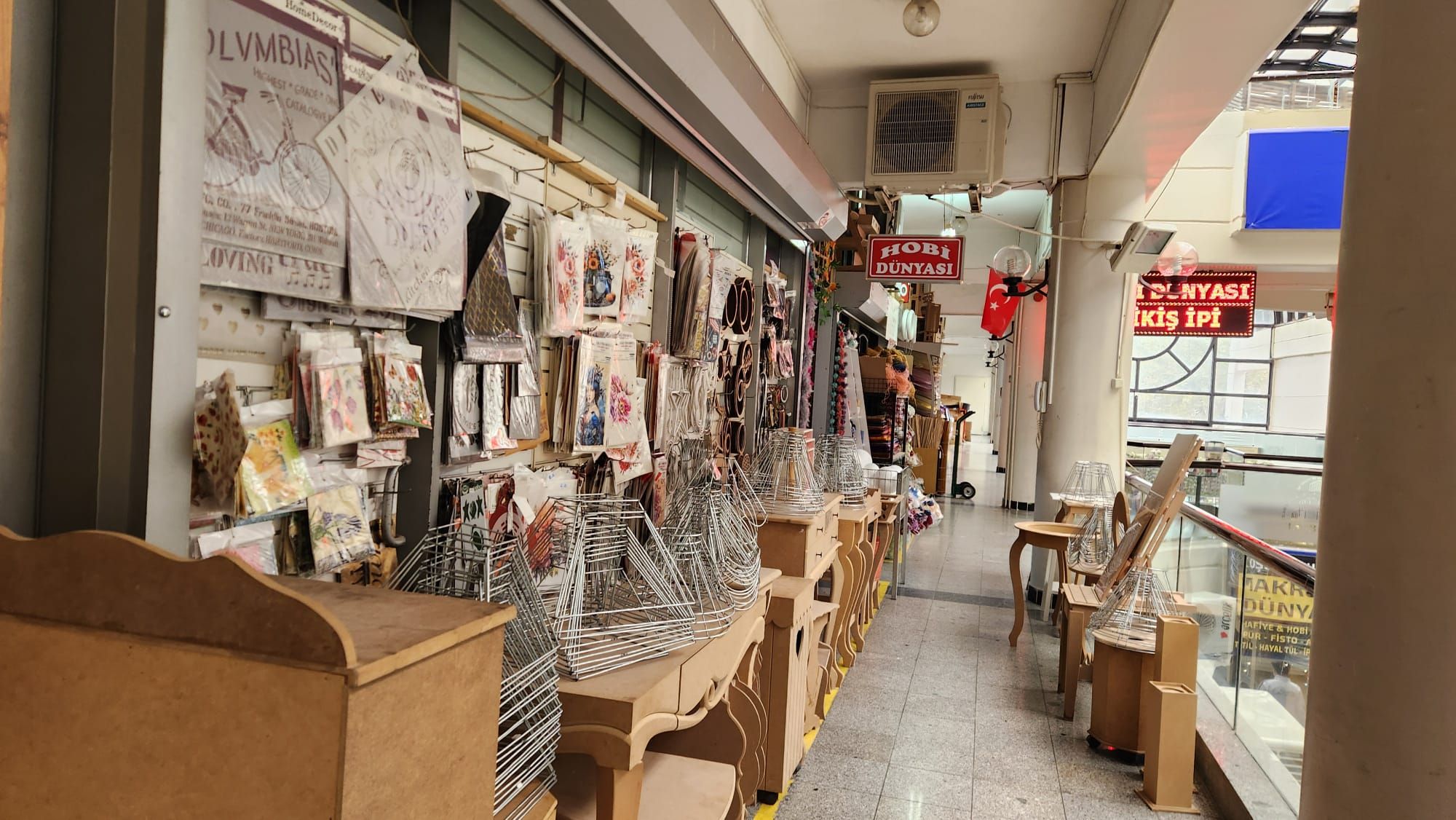 Eskişehir’de havalar soğudu, hobi mağazalarına ilgi arttı!
